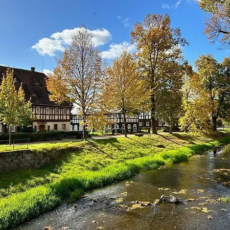 Historische Blockstube Anno 1763 - Romantisches Studio-apartment Mit Infrarot-sauna * Großschönau