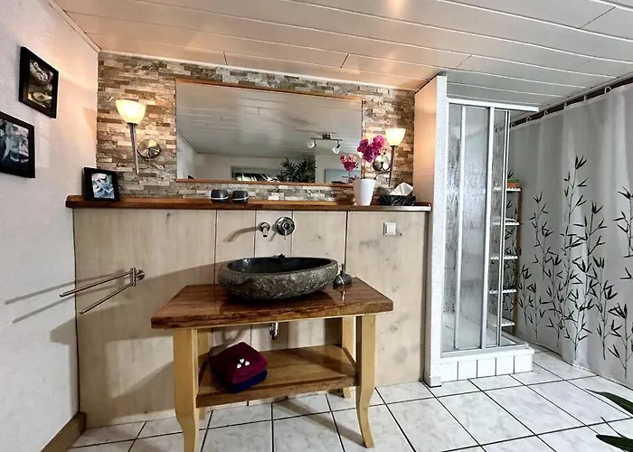 Historische Blockstube Anno 1763 - Romantisches Studio-apartment Mit Infrarot-sauna