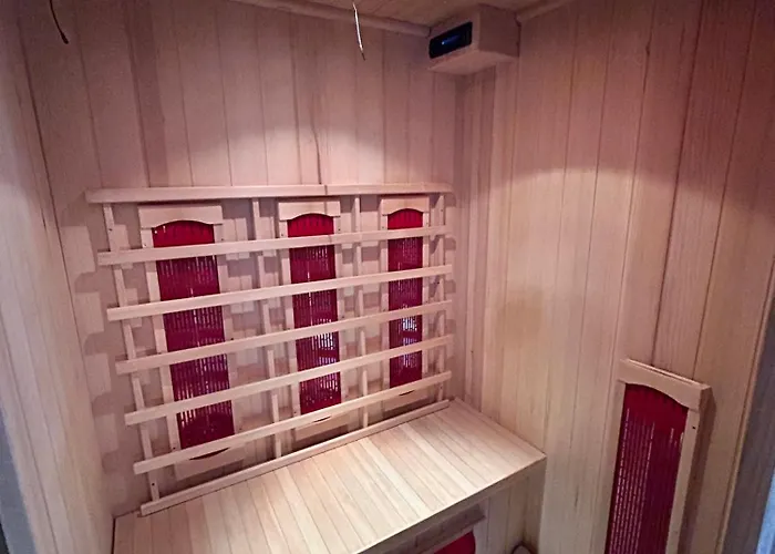 شقة Historische Blockstube Anno 1763 - Romantisches Studio-apartment Mit Infrarot-sauna غروسشوناو